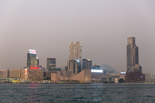 香港,嘉宾云集,观众热情洋溢